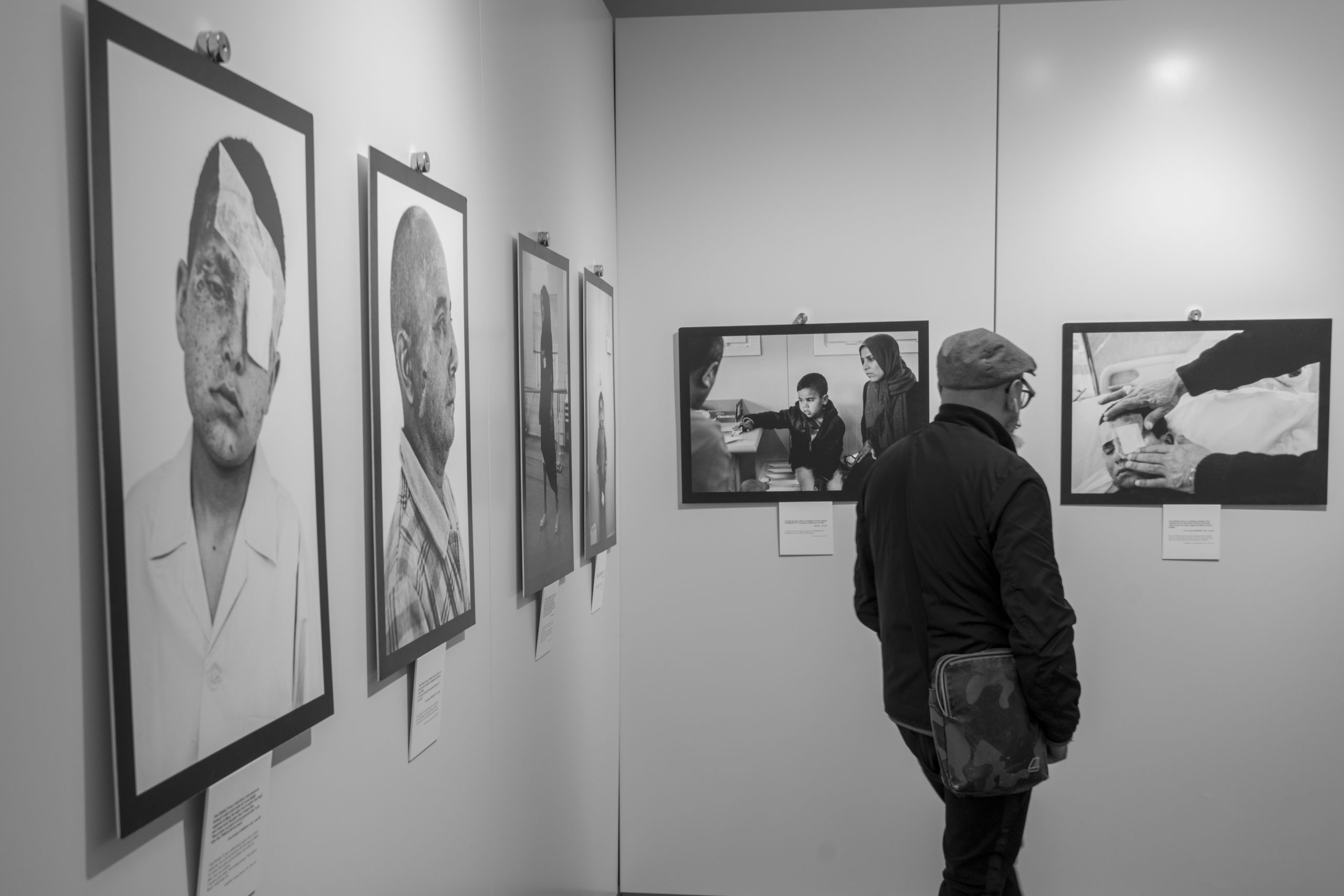 street-photography-il-dolore-in-mostra