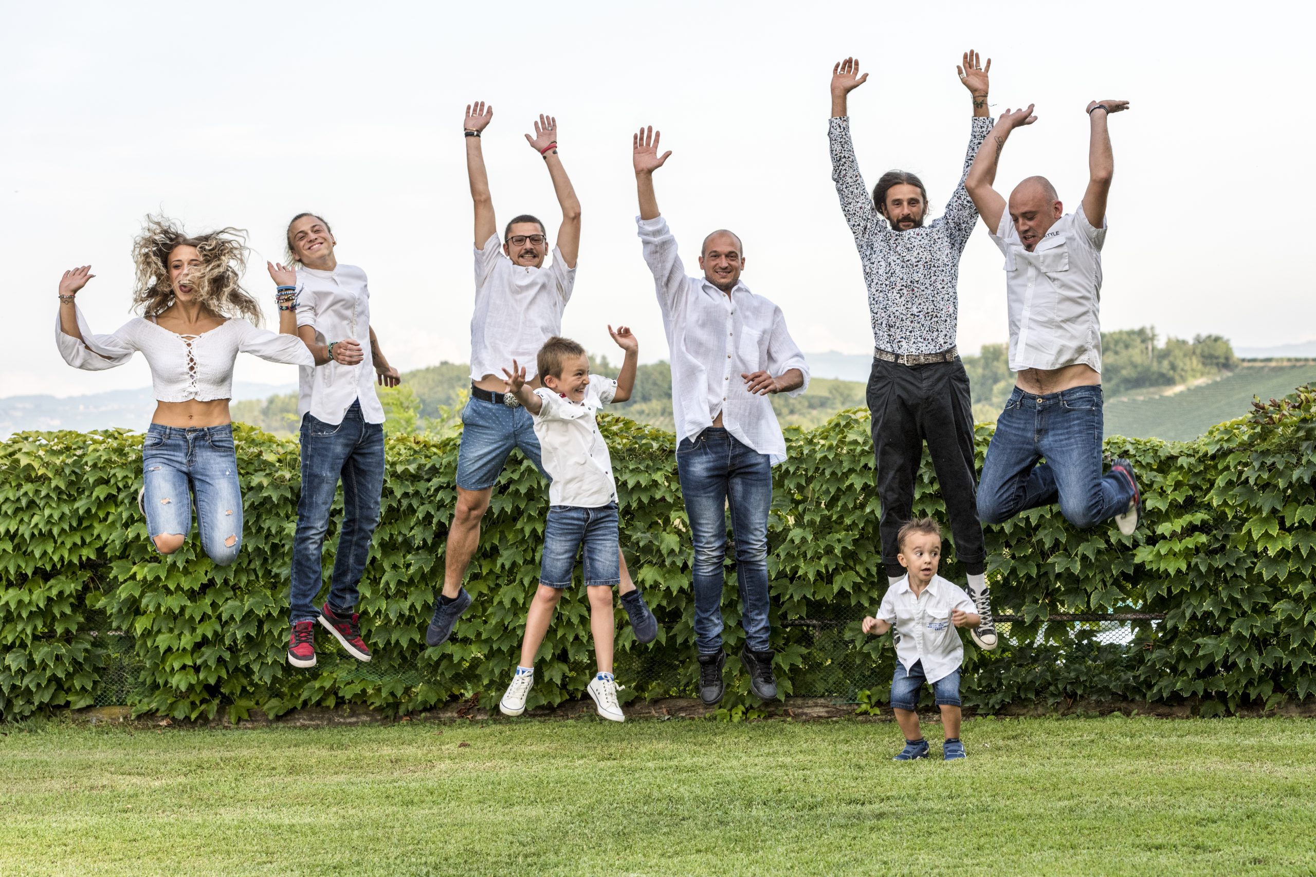 big-jumping-campagna-roero-family-portrait